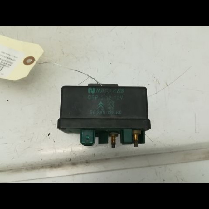 Boitier de préchauffage occasion CITROEN C5 I Phase 1 03-2001->09-2004 2.2 HDi 598138 1