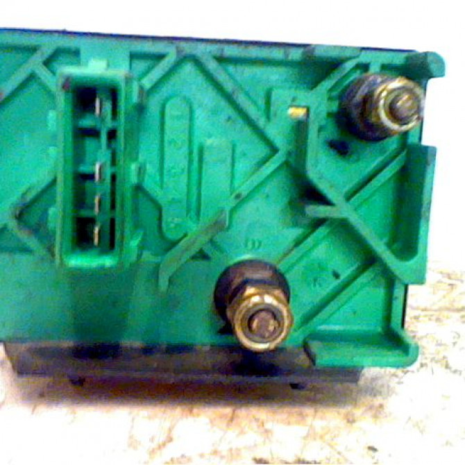 Boitier de préchauffage occasion PEUGEOT 206 Phase 1 09-1998->03-2009 598138 1