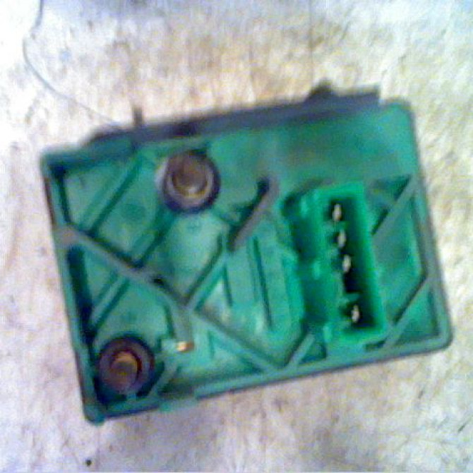 Boitier de préchauffage occasion PEUGEOT PARTNER I Phase 2 11-2002->05-2008 598138 1