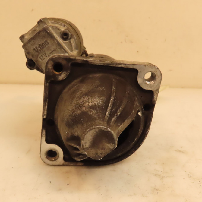 Démarreur occasion B.M.W. SERIE 3 IV Phase 2 09-2001->03-2005 320d 12417787356 1