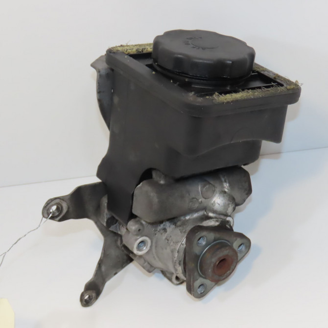 Pompe direction assistee occasion B.M.W. X3 I Phase 1 01-2004->08-2006 2.0d 32413450766 1