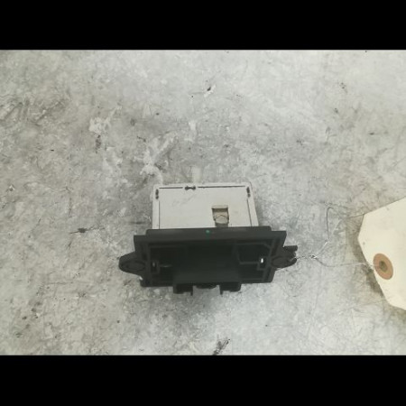 Resistance de chauffage occasion NISSAN MICRA III Phase 3 11-2007->11-2010 1.2i 80ch 27150AX115