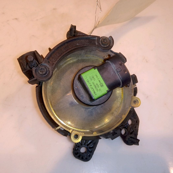 Phare antibrouillard avant droit occasion MERCEDES CLASSE ML II phase 1 03-2005->09-2008 2518200856 2