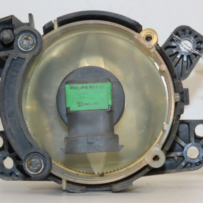 Phare antibrouillard avant droit occasion MERCEDES CLASSE B I Phase 1 06-2005->04-2008 B200CDI 140ch 2518200856 2