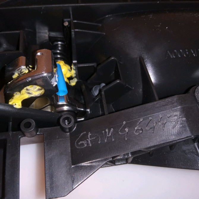 Poignee int porte ard occasion CITROEN DS3 98201552VV 3