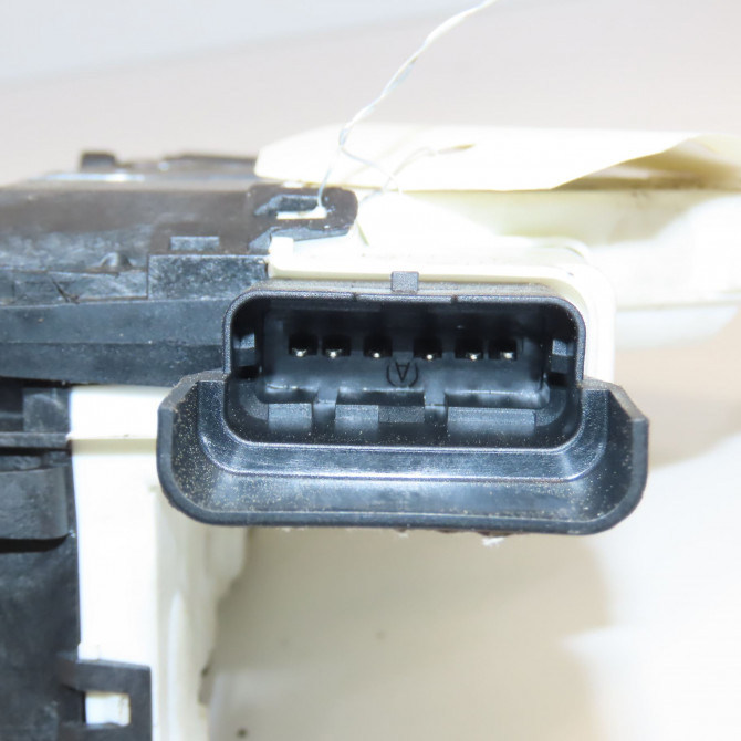 Serrure porte avg occasion CITROEN DS3 Phase 1 04-1995->04-1999 1.6 E-HDI 90ch 9800625280 4