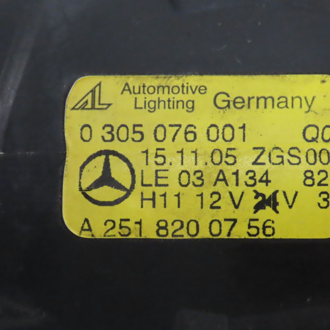 Phare antibrouillard avant droit occasion MERCEDES CLASSE ML II phase 1 03-2005->09-2008 320 CDI 224ch 2518200856 3