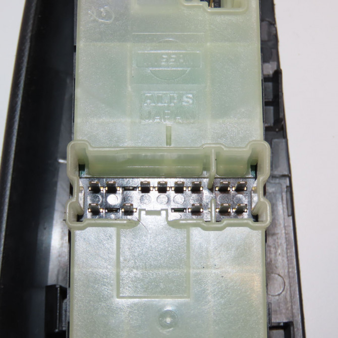 Commande lève-glace porte avant gauche occasion NISSAN NOTE I Phase 1 03-2006->03-2009 1.5 DCI 86ch 254019U12B 3