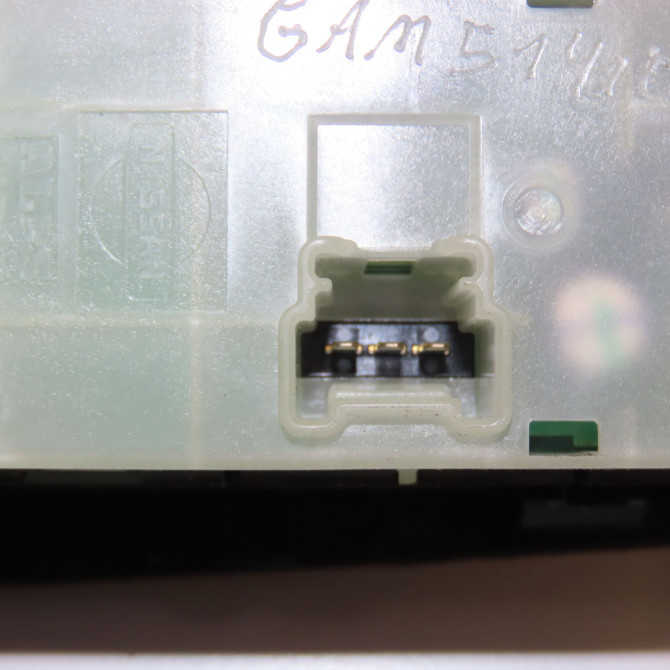 Commande lève-glace porte avant gauche occasion NISSAN NOTE I Phase 1 03-2006->03-2009 1.5 DCI 86ch 254019U12B 4