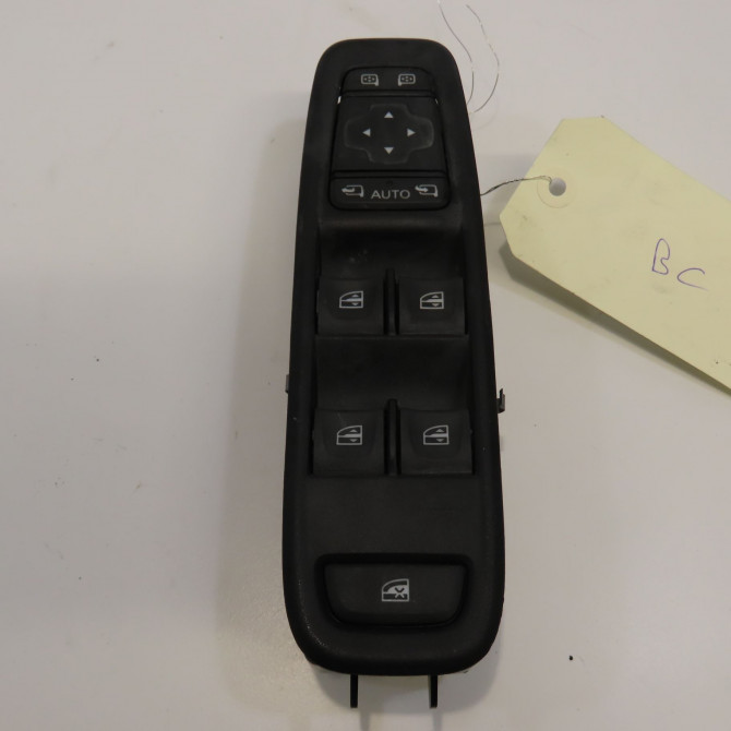 Commande lève-glace porte avant gauche occasion DACIA DUSTER II Phase 1 10-2017->... 254112588R 1