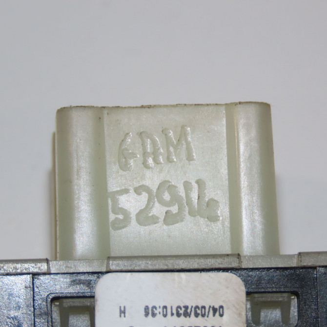 Commande leve-glace porte arrière gauche occasion DACIA DUSTER II Phase 1 10-2017->... 254013145R 4