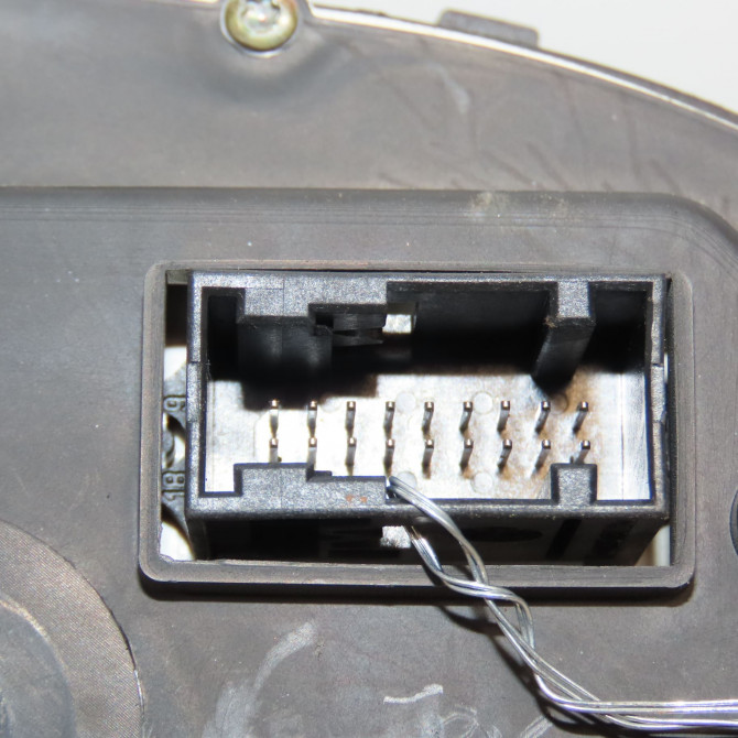 Compteur occasion PEUGEOT 307 Phase 1 SW 03-2002->07-2004 2.0 HDi 110ch 6104R2 3