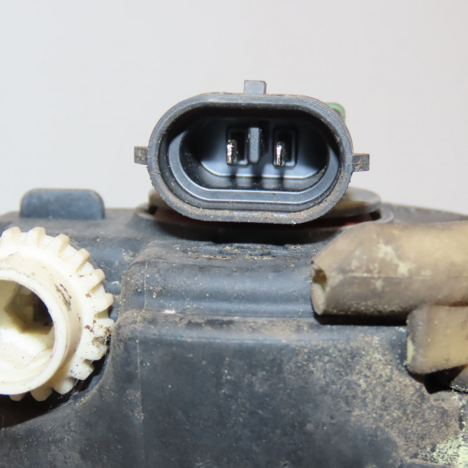 Phare antibrouillard avant gauche occasion PEUGEOT 307 Phase 2 SW 06-2005->07-2008 1.6HDi 16v FAP 110ch 3