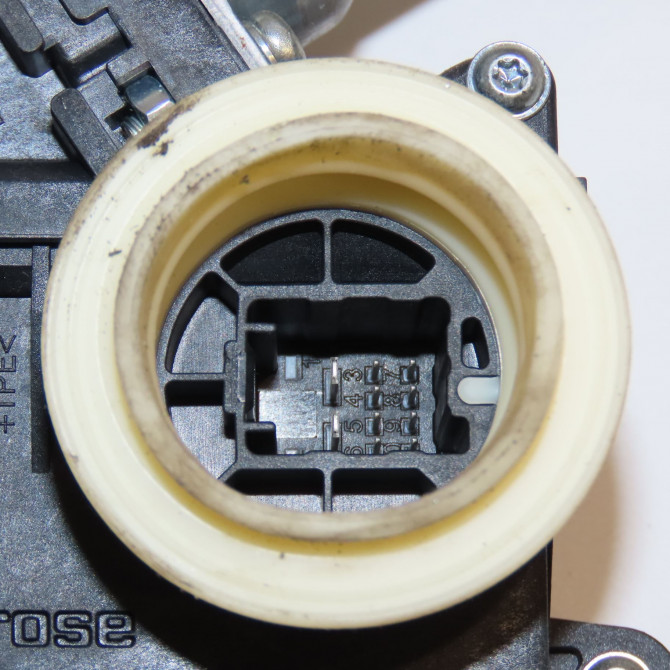 Mecanisme+moteur leve-glace ard occasion TOYOTA VERSO Phase 1 06-2009->12-2012 126 D-4D 698300F041 3