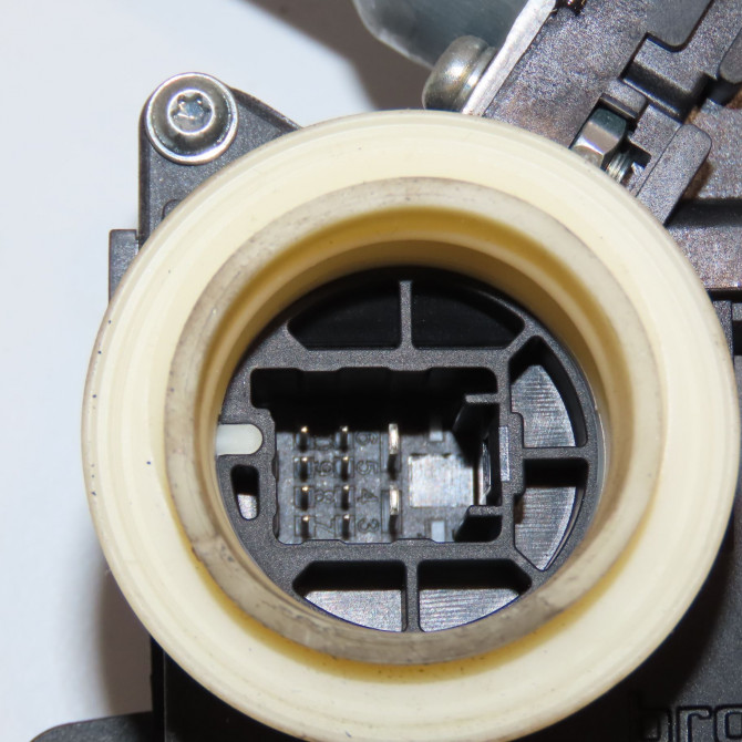 Mecanisme+moteur leve-glace arg occasion TOYOTA VERSO Phase 1 06-2009->12-2012 126 D-4D 698400F041 3