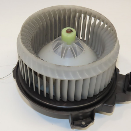 Ventilateur de chauffage occasion TOYOTA AURIS I Phase 1 03-2007->03-2010 2.0 D-4D 8710302150