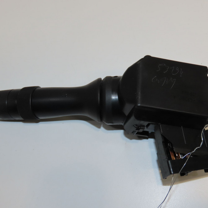 Commande essuie glace occasion TOYOTA VERSO Phase 1 06-2009->12-2012 126 D-4D 8465205190 2