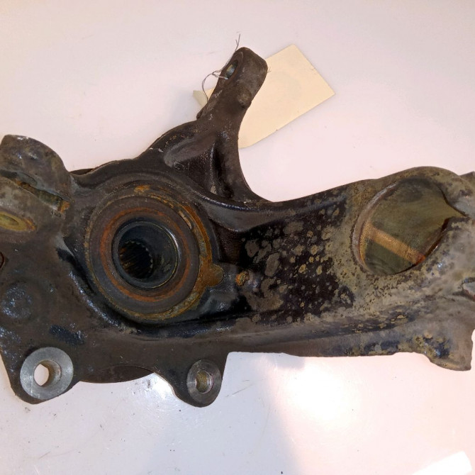 Moyeu avg occasion CITROEN C3 I Phase 2 10-2005->12-2010 1.4 HDi 70ch 330776 2