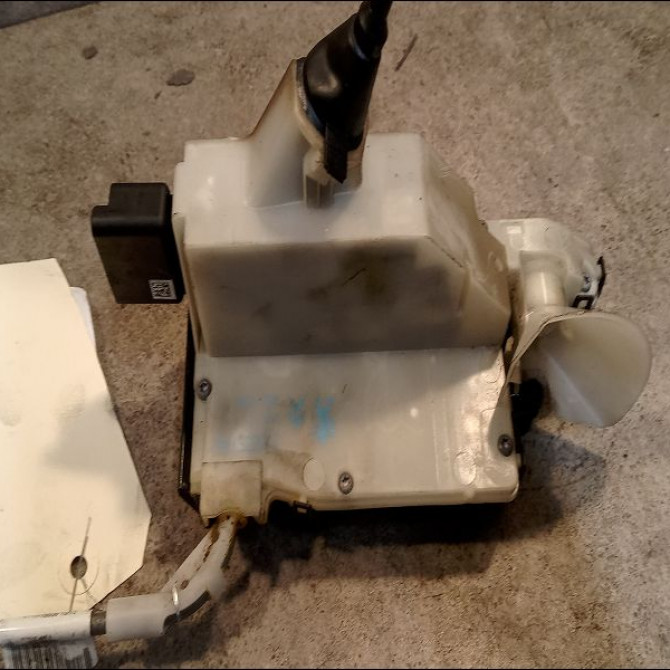 Serrure porte avg occasion DS 146 Phase 1 04-1995->04-1999 2.0 HDI 135ch 9135HQ 3