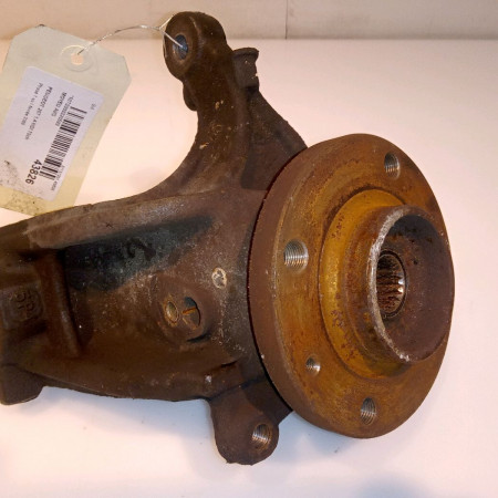 Moyeu avg occasion PEUGEOT 207 Phase 1 04-2006->06-2013 1.4 HDI 70ch 330776