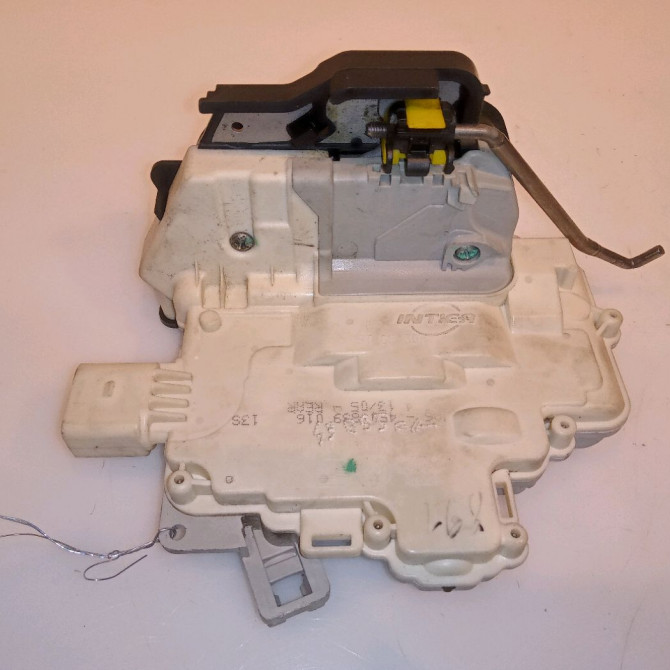 Serrure porte ard occasion AUDI A6 III Phase 1 05-2004->10-2008 2.7 TDi V6 4F0839016 2