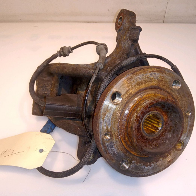 Moyeu avg occasion CITROEN C3 II Phase 2 03-2013->12-2016 1.4 HDi 70ch 330776 1