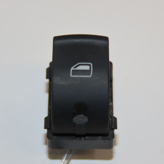 Commande leve-glace porte arrière droite occasion AUDI A6 III Phase 1 05-2004->10-2008 3.0 V6 233ch 1