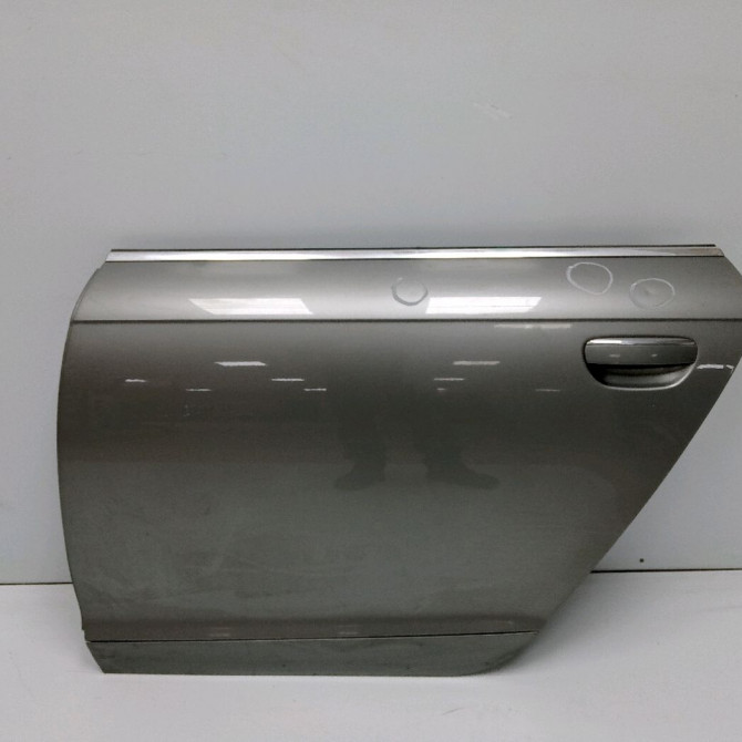 Porte arrière gauche occasion AUDI A6 III Phase 1 05-2004->10-2008 2.7 TDi V6 4F0833051G 1