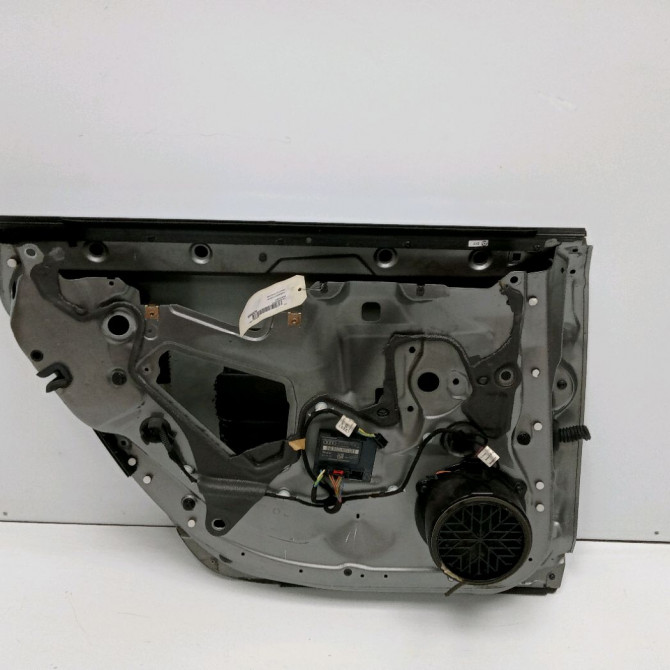 Porte arrière gauche occasion AUDI A6 III Phase 1 05-2004->10-2008 2.7 TDi V6 4F0833051G 3