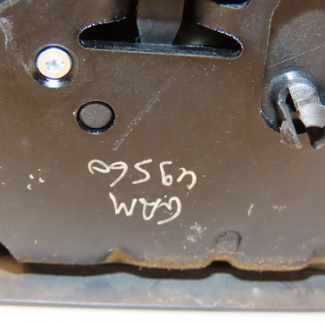 Serrure hayon occasion AUDI Q7 I Phase 2 04-2009->04-2015 8P4827505D 2