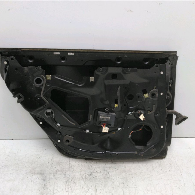 Porte arrière gauche occasion AUDI A6 III Phase 1 05-2004->10-2008 2.4i V6 180ch 4F0833051G 2