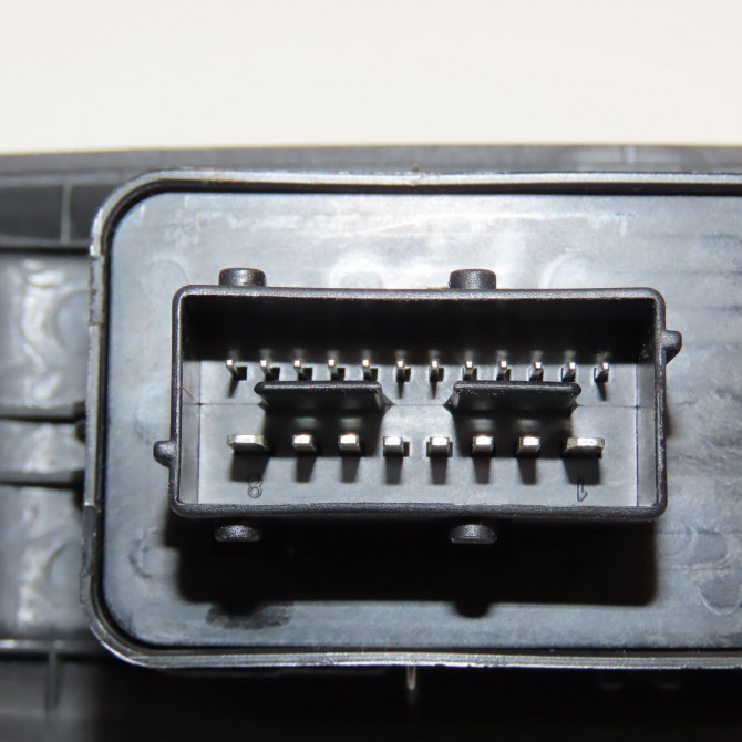 Commande lève-glace porte avant gauche occasion CITROEN C4 II Phase 1 10-2010->01-2015 1.6 HDI 115ch 6490JX 3