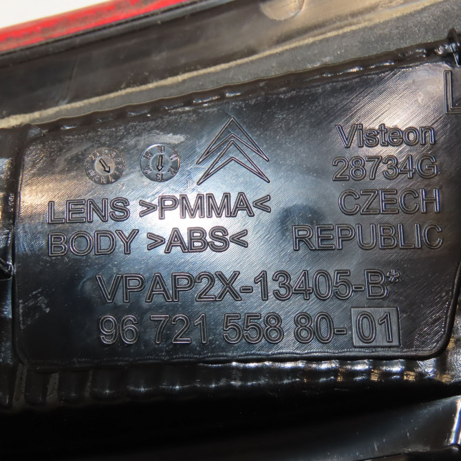 Feu arrière interieur gauche occasion CITROEN C4 II Phase 1 10-2010->01-2015 1.6 VTI 120ch 7453E4 3