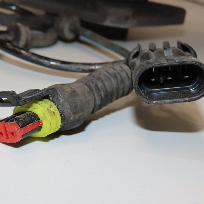 Moyeu avg occasion MASERATI 146 Phase 1 04-1995->04-1999 4.2i 401ch 3