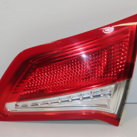 Feu arrière intérieur droit occasion CITROEN C4 II Phase 1 10-2010->01-2015 1.6 HDI 90ch 7453E5