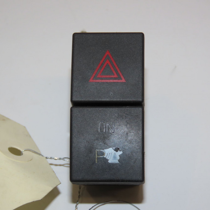 Bouton de warning occasion FORD CMAX I Phase 2 03-2007->09-2010 1.8 TDCI 8v 115ch 1471731 1