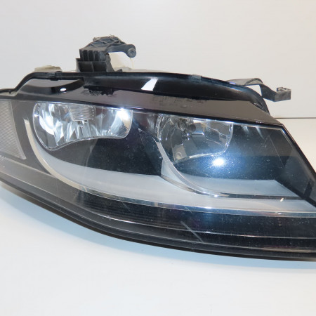 Phare droit occasion AUDI A4 II Phase 2 AVANT 09-2004->04-2008 8K0941030AF