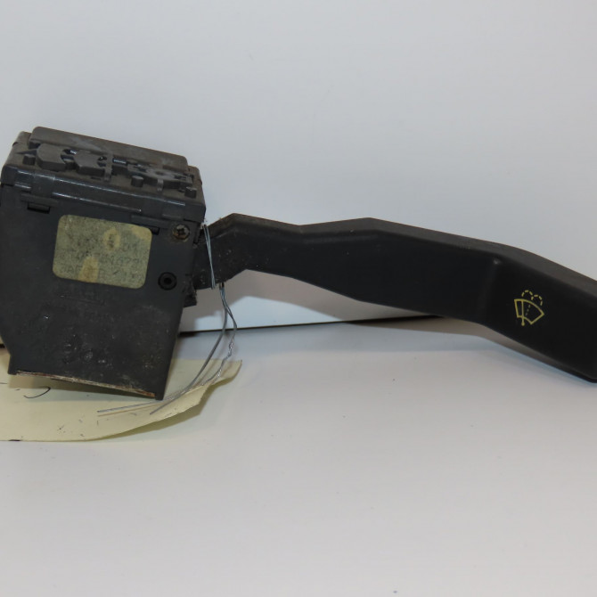 Commande essuie glace occasion RENAULT 19 Phase 1 07-1989->04-1992 1.4i 7700781671 1