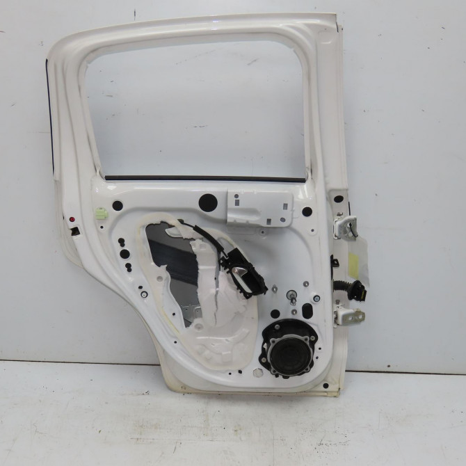 Porte arrière gauche occasion CITROEN C3 II Phase 2 03-2013->12-2016 1.4 HDi 70ch 9002CC 2