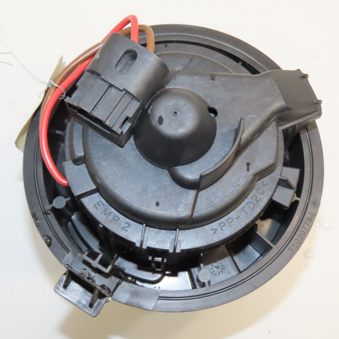 Ventilateur de chauffage occasion DACIA SANDERO II Phase 1 10-2012->... 0.9 TCE 90ch 272100975R 3