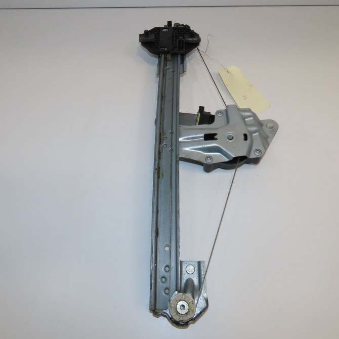 Mecanisme + moteur lève-glace avant droit occasion DACIA SANDERO II Phase 1 10-2012->... 1.5 DCI 90ch 807208433R 1