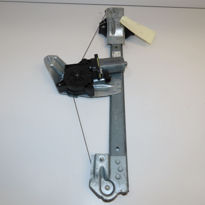 Mecanisme + moteur lève-glace avant droit occasion DACIA SANDERO II Phase 1 10-2012->... 1.5 DCI 90ch 807208433R 2