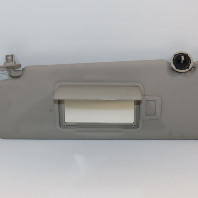 Pare-soleil gauche occasion DACIA DUSTER II Phase 1 10-2017->... 964010723R 2