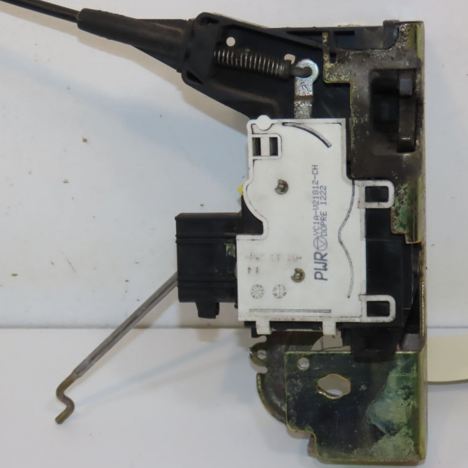 Serrure porte avd occasion FORD TRANSIT III Phase 1 08-2000->09-2006 2.0 TD 16v 100ch 1818766 2