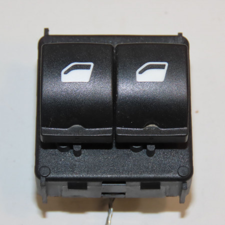 Commande lève-glace porte avant gauche occasion PEUGEOT 208 Phase 2 04-2015->... 1.2i PURETECH 110ch 96758193ZD