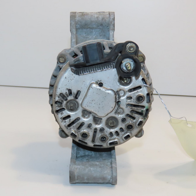 Alternateur occasion FORD FIESTA V Phase 2 10-2005->10-2008 1.3i 1479818 3