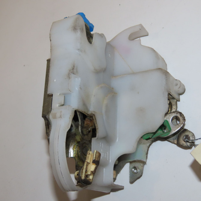 Serrure porte avd occasion NISSAN CABSTAR 2