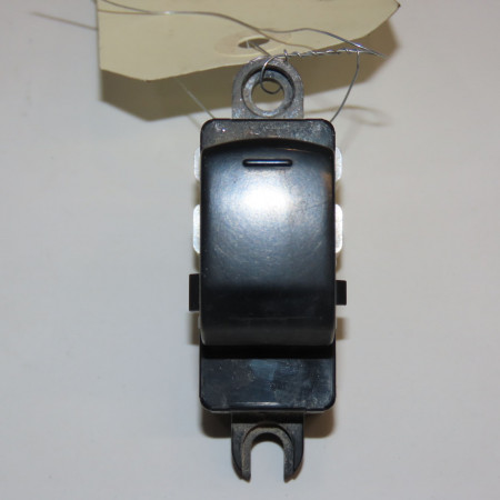 Commande lève-glace porte avant droite occasion NISSAN CABSTAR