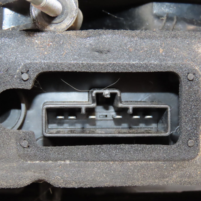 Feu arrière gauche occasion FORD CMAX I Phase 2 03-2007->09-2010 1.8 TDCI 8v 115ch 1543052 3