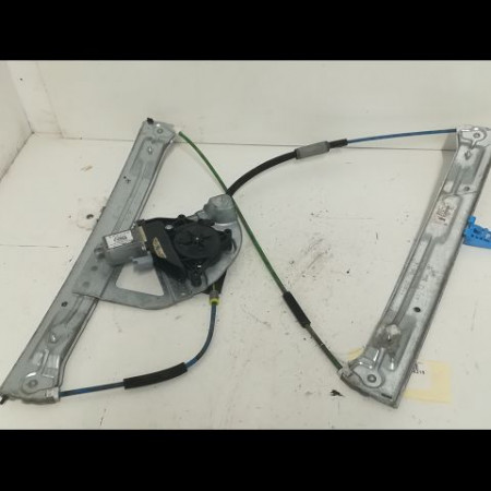 Mecanisme + moteur lève-glace avant droit occasion PEUGEOT 208 208 Phase 1 2012-03-01->2015-09-30 1.0 PURETECH 68ch 9673155180